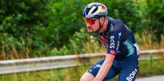 Denz coglie l’attimo e vince la diciottesima tappa del Giro d’Italia, Del Toro sempre in rosa