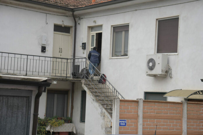Delitto di Garlasco, perquisizione a casa di Andrea Sempio e di due amici - che pare siano coinvolti nell'omicidio di Chiara Poggi