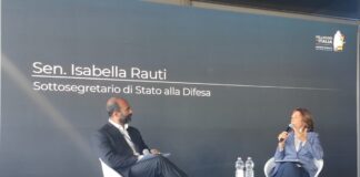 Il Sottosegretario di Stato alla Difesa Isabella Rauti a Civitavecchia per il Tour della Vespucci