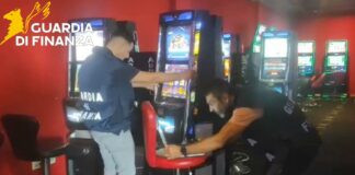 Controlli sugli orari delle slot machines a Varese, sanzionati 16 gestori