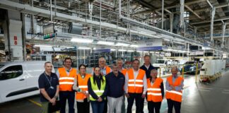 Filosa in visita allo stabilimento di Vigo “Sono molto entusiasta del progetto CustomFit”