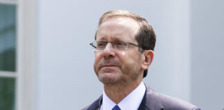 Herzog “Spero la preghiera del Papa sugli ostaggi si realizzi presto”