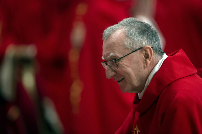 Roma, il cardinale Baldo Reina celebra la terza messa dei Novendiali nella Basilica di San Pietro