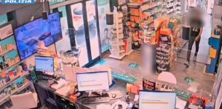 Rapinano armati una Farmacia a Roma, quattro arresti