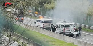 Assalto a furgoni portavalori sull’Aurelia con armi da guerra ed esplosivi, 11 arresti