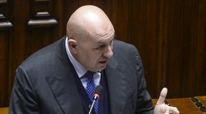 Crosetto “Raid ingiustificati a Gaza, Netanyahu deve fermarsi”