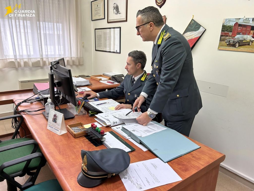 Frode nella cessione di un’azienda nel Salento, sequestro di 2,3 milioni Frode nella cessione di un’azienda nel Salento, sequestro di 2,3 milioni