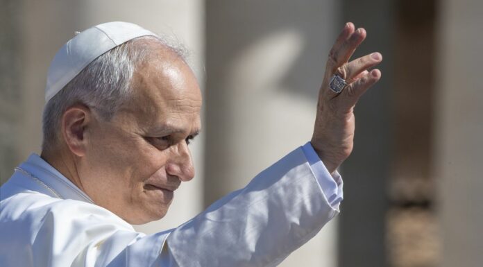 Papa Leone XIV sente Putin al telefono, “La Russia faccia un gesto che favorisca la pace”