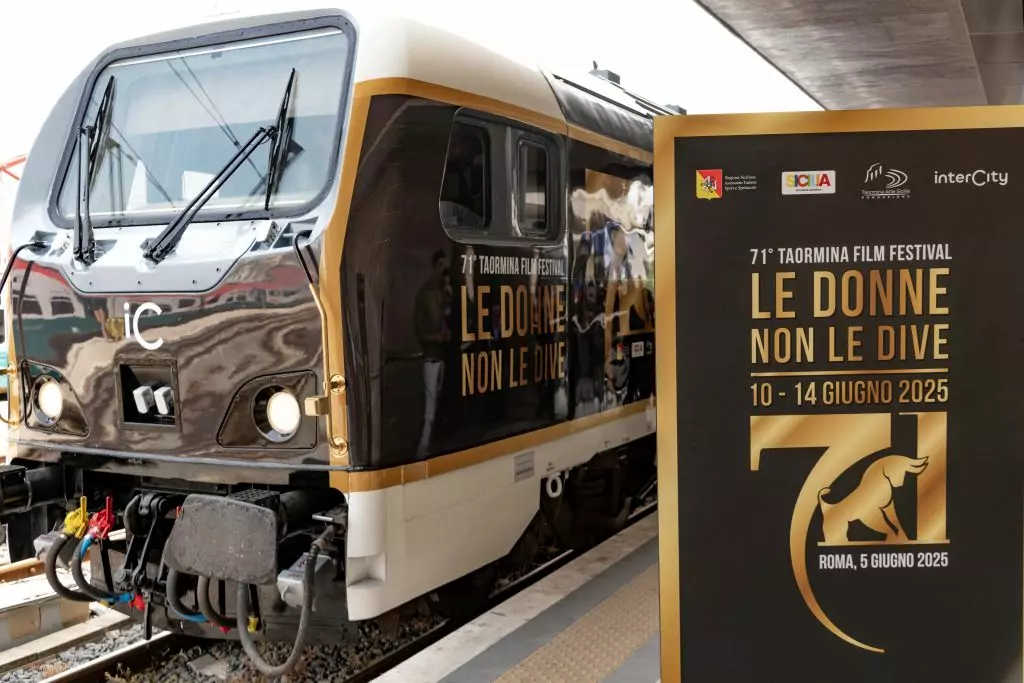 “Le donne, non le dive”, un treno speciale per il Taormina Film Festival “Le donne, non le dive”, un treno speciale per il Taormina Film Festival
