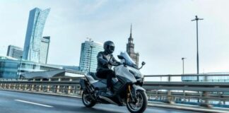 Arriva la versione 2025 di Yamaha TMAX e TMAX Tech MAX