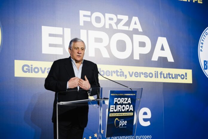 Milano, L'evento Forza Europa Giovani, per la libertà, verso il Futuro con tavoli tematici organizzato da Forza Italia al Superstudio Più
