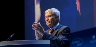 Assemblea Confcommercio, Sangalli “Meno tasse a chi crea ricchezza”