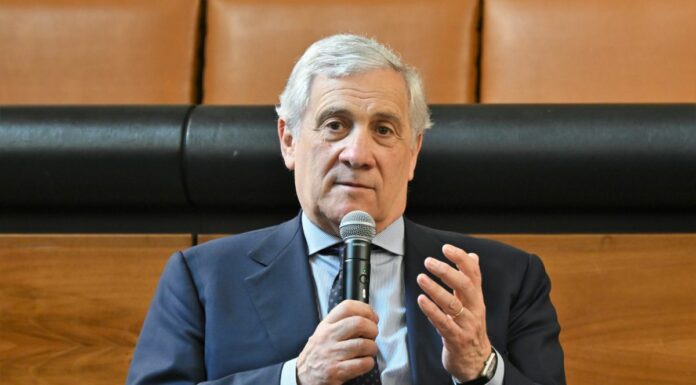 Iran, Tajani “Per i nostri connazionali non c’è nessun pericolo”