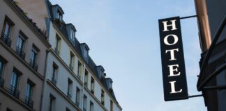 Investimenti in crescita e focus sul lusso nel mercato alberghiero