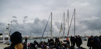 السلطات تعتقل مهاجرين وستة مهربين في كالابريا