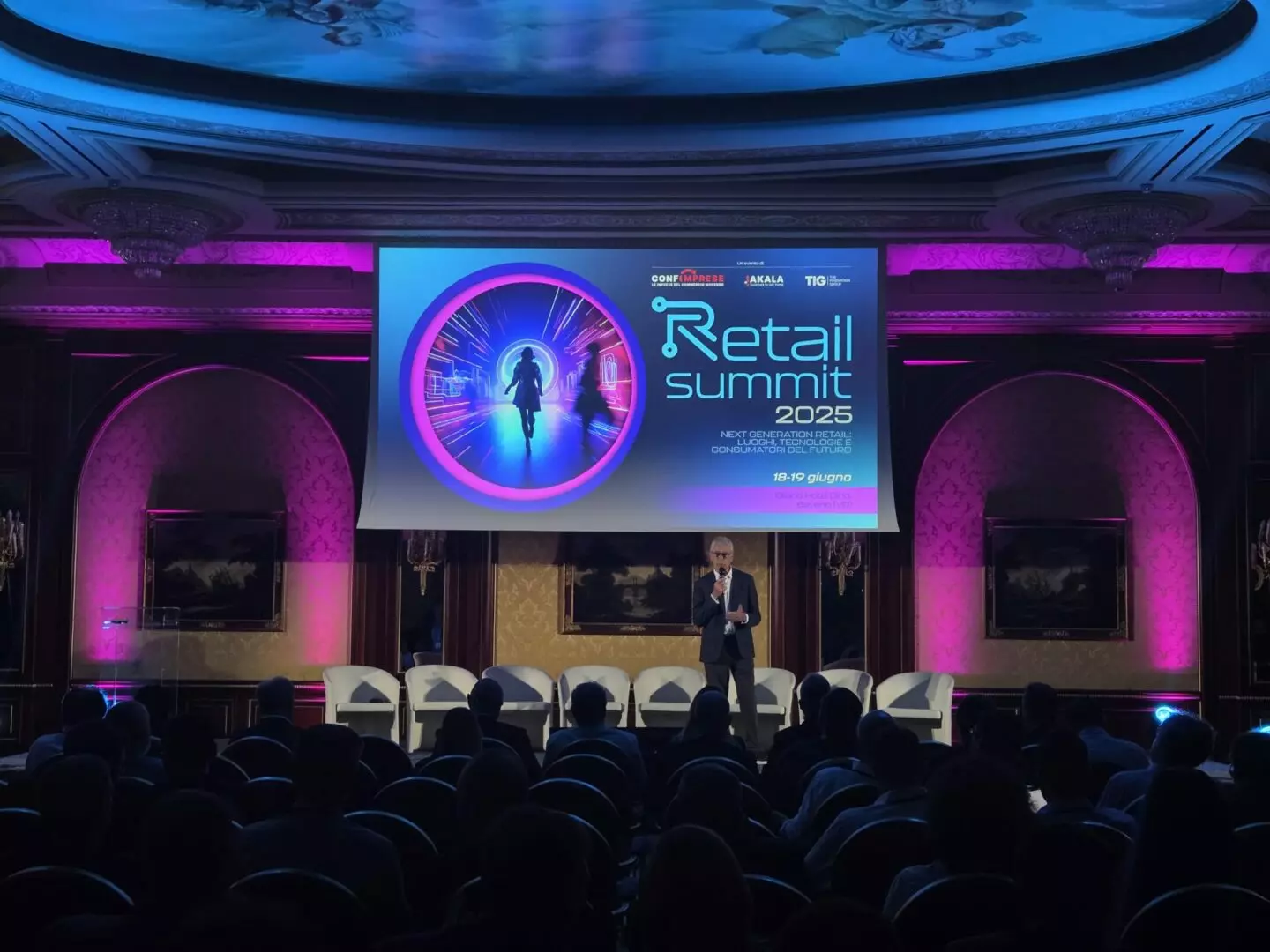 Retail Summit con Confimprese, Jakala e Tig. Il settore è resiliente Retail Summit con Confimprese, Jakala e Tig. Il settore è resiliente