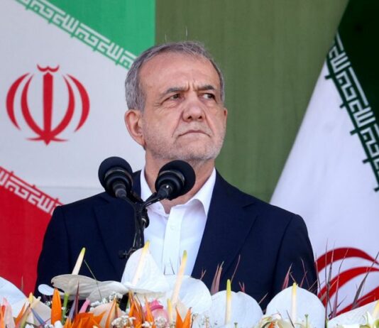 Iran, Pezeshkian “Pronti a ispezioni sul nucleare, ma no a richieste eccessive”
