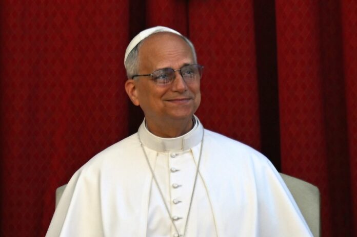 Roma, Papa Leone XIV guida un'udienza in occasione della Giornata internazionale contro l'abuso e il traffico illecito di droga nel cortile di San Damaso in Vaticano.