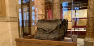 Alla Camera la borsa che Paolo Borsellino aveva in via D’Amelio