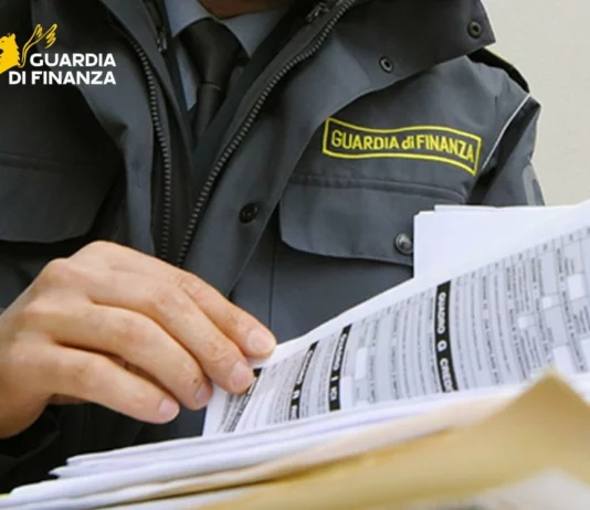 Frode fiscale e autoriciclaggio, sequestri per oltre 1,4 milioni a un imprenditore di Catania