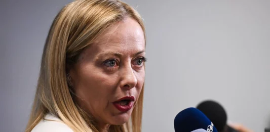 Meloni “Sospeso il rinnovo automatico dell’accordo di Difesa con Israele”