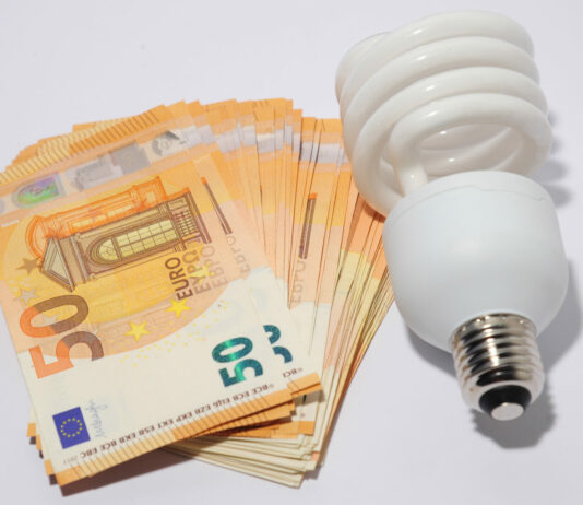 Nel 2025 in Italia emissioni e consumi energetici fermi ai valori del 2024