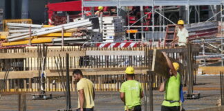 Rischio calore in Toscana, l’ordinanza a tutela dei lavoratori all’aperto