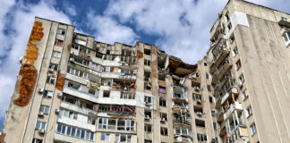 Nuovi attacchi russi a Kiev e Odessa, almeno otto i morti