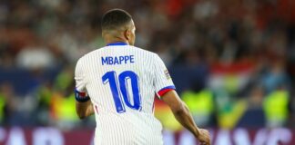 Mbappé leaves France camp with ankle injury