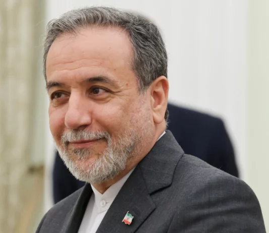 Iran, Araghchi “Su Hormuz gli Usa hanno commesso errori di valutazione”