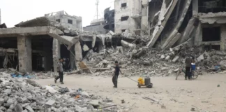 مقتل 38 فلسطينيا قرب مركز توزيع مساعدات في غزة