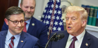 Johnson sta con Trump sulla legge di bilancio: “Musk sbaglia”