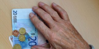 Pensioni, report Uil “In Italia un disastro, serve una riforma organica”