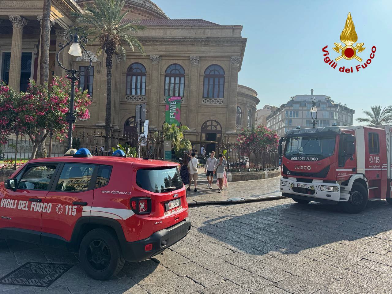 Principio d’incendio nel bar del Teatro Massimo di Palermo, nessun ferito