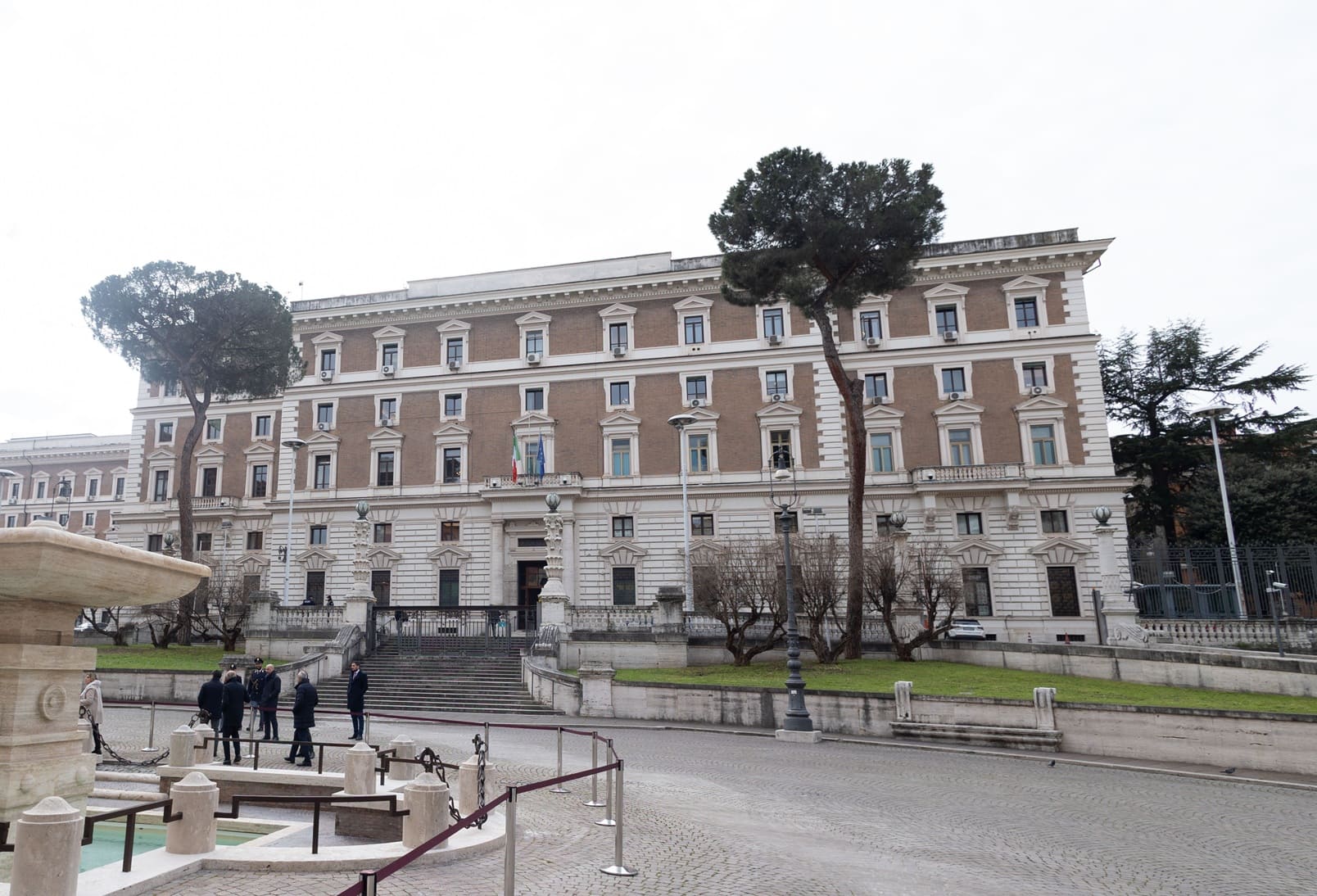 Riunione del CNSOP al Viminale, “Massima allerta sugli obiettivi sensibili”