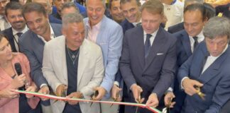 Summer Fancy Food, Baggio inaugura il padiglione italiano con una cassata a forma di stivale