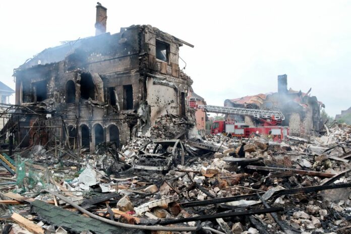 Guerra in Ucraina: attacco russo di missili e droni russi nella regione di Kiev