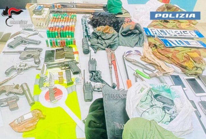 pistola carabinieri polizia