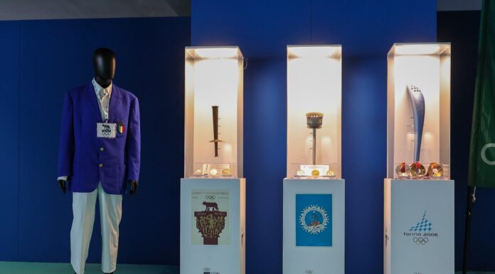 Torce olimpiche in mostra a Genova, sport e fair play per gli Europei di scherma