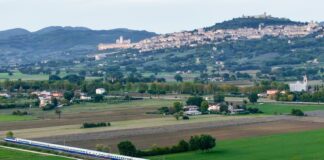 Treni turistici di FS, via ai collegamenti con Umbria, Toscana e Piemonte