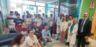 L’Istituto Cruillas a Villa Sofia, i musicisti suonano per i piccoli ricoverati