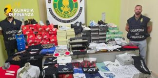 Sequestrati 3.000 articoli contraffatti a Caltanissetta, 2 denunciati