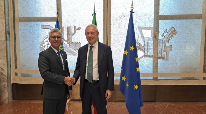 Italia-Malesia, Urso incontra Aziz. Focus su investimenti e terre rare