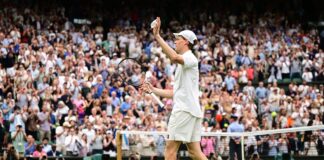Sinner agli ottavi a Wimbledon, avanti anche Cobolli