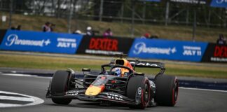 Pole Verstappen a Silverstone davanti a Piastri, Ferrari in terza fila