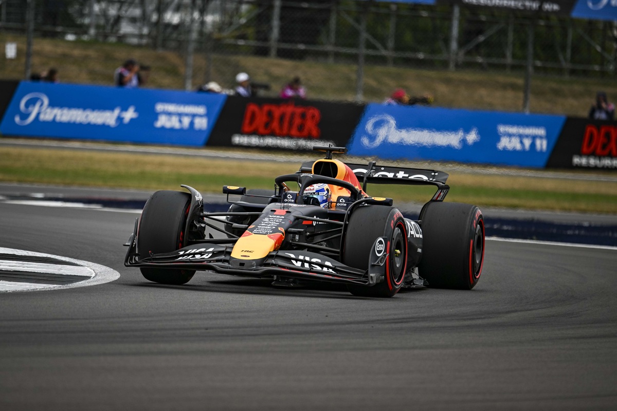Pole Verstappen a Silverstone davanti a Piastri, Ferrari in terza fila Pole Verstappen a Silverstone davanti a Piastri, Ferrari in terza fila