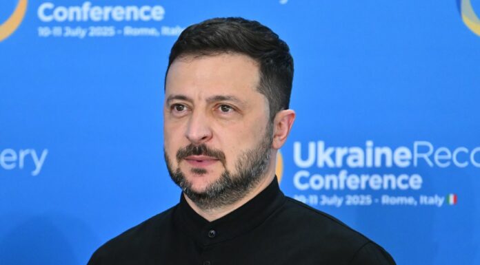 Ucraina, Zelensky “Serve piano Marshall per ricostruzione”