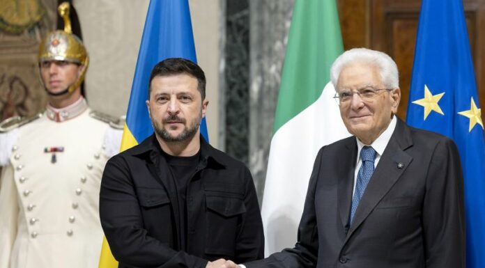 Mattarella “Cruciale che Kiev avverta che non è sola”