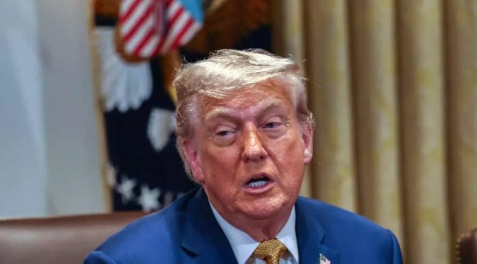 Trump invia lettera all’Ue “Dazi al 30% dal primo agosto”