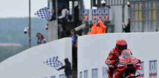Al Sachsenring vince Marc Marquez, preceduti Alex e Bagnaia